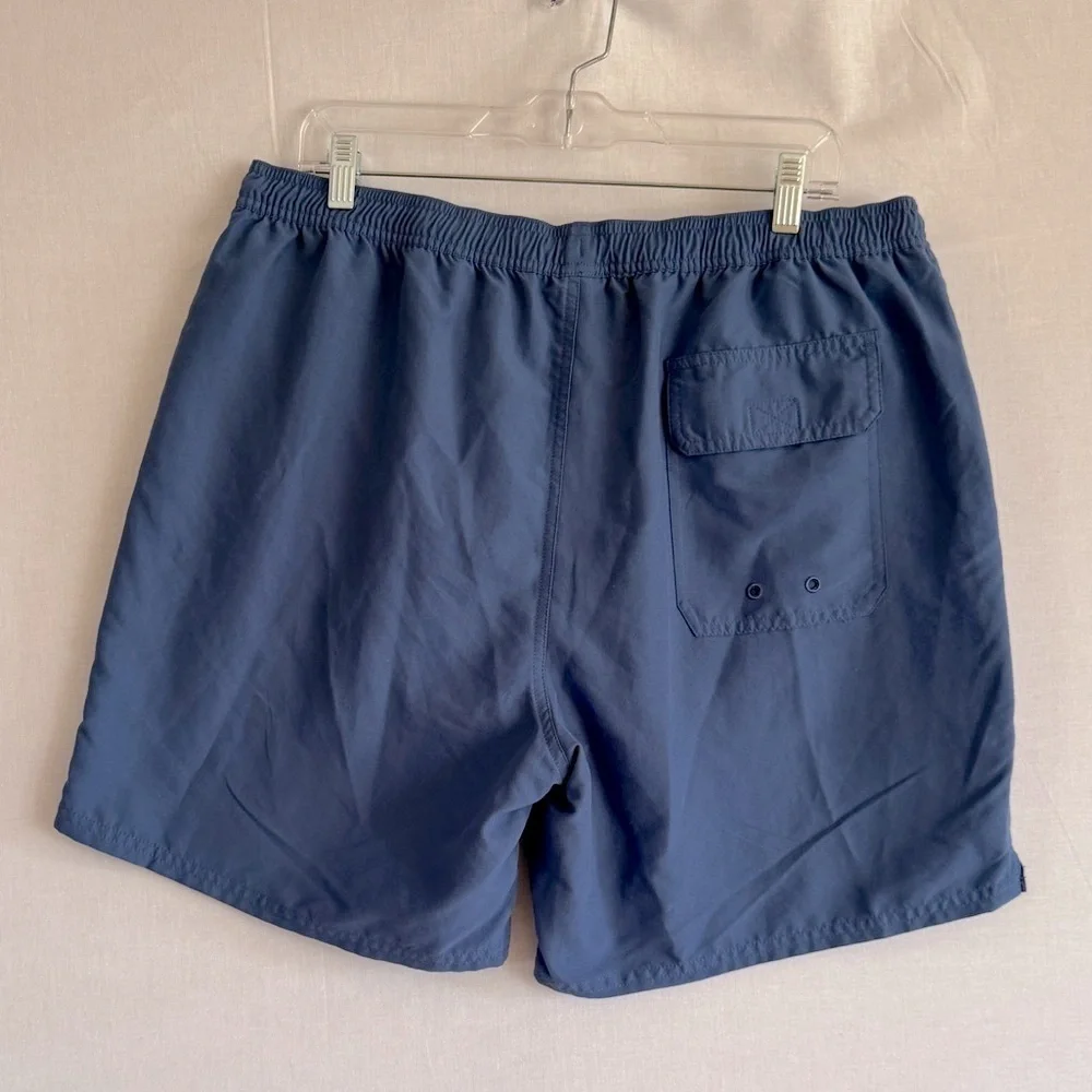 Vineyard Vines Men's Blue Swim Shorts size XL